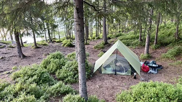Summer Camp, Østervann
